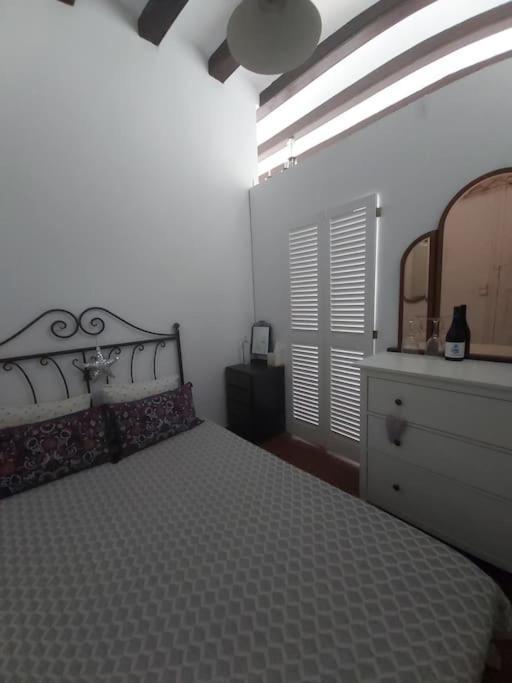 Small Room In Sants With Huge Terrace 바르셀로나 외부 사진