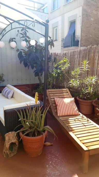 Small Room In Sants With Huge Terrace 바르셀로나 외부 사진