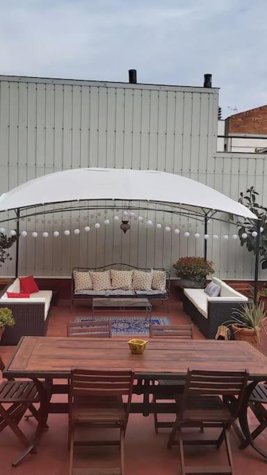 Small Room In Sants With Huge Terrace 바르셀로나 외부 사진