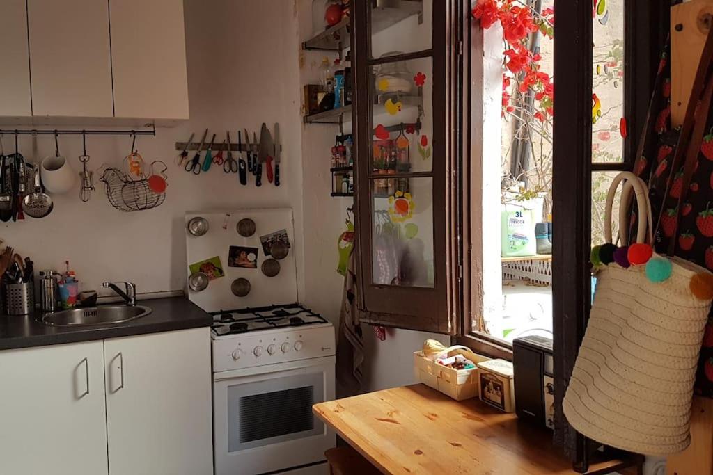 Small Room In Sants With Huge Terrace 바르셀로나 외부 사진