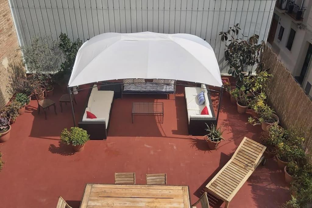 Small Room In Sants With Huge Terrace 바르셀로나 외부 사진